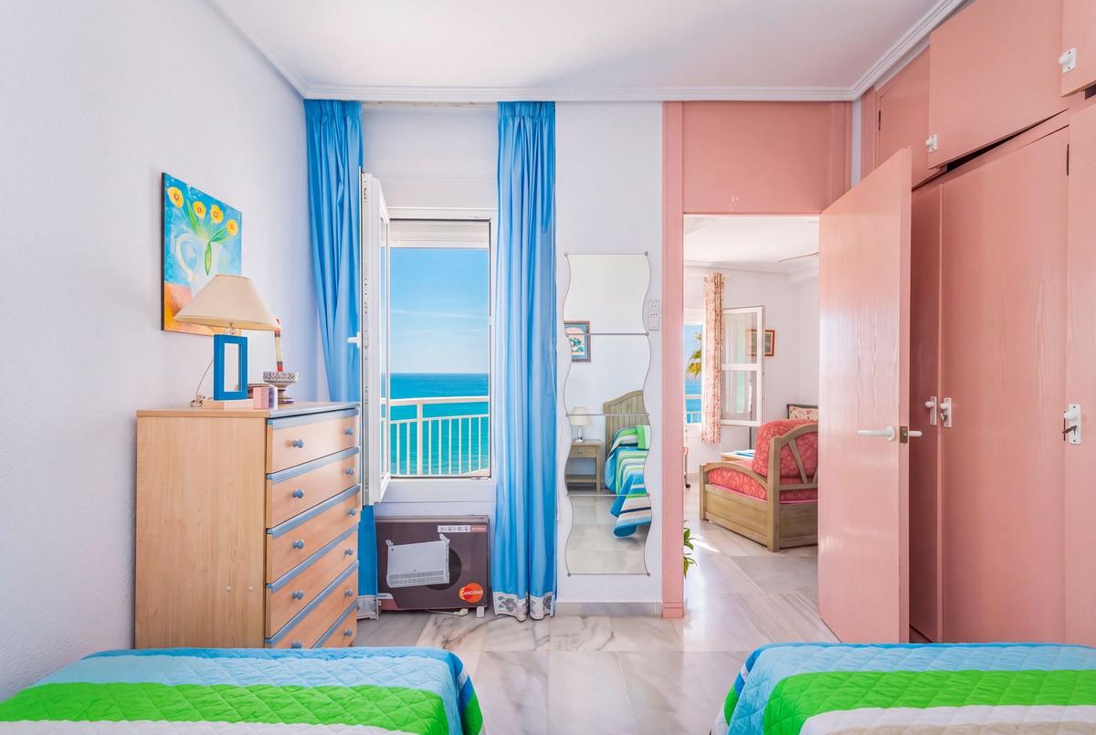 Apartment for Sale in Roquetas de Mar