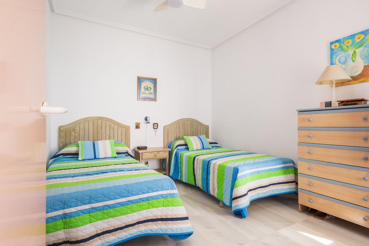 Apartment for Sale in Roquetas de Mar