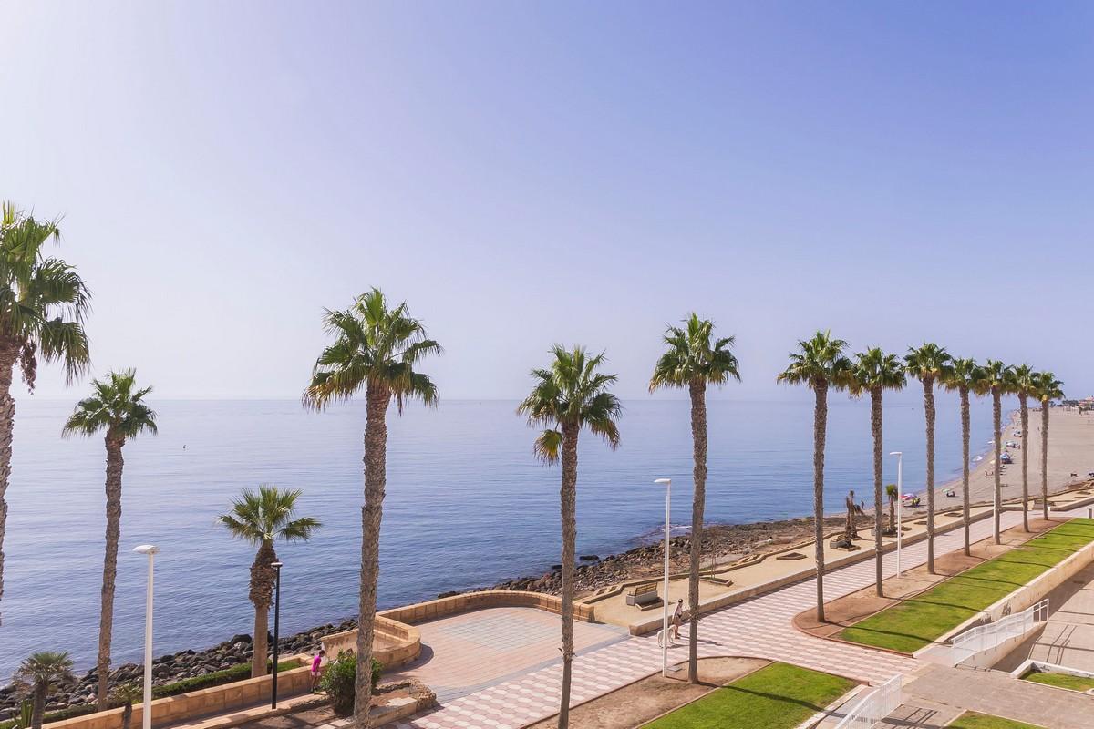 Apartment for Sale in Roquetas de Mar