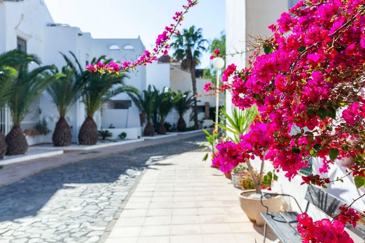 Apartamento en Venta en Roquetas de Mar