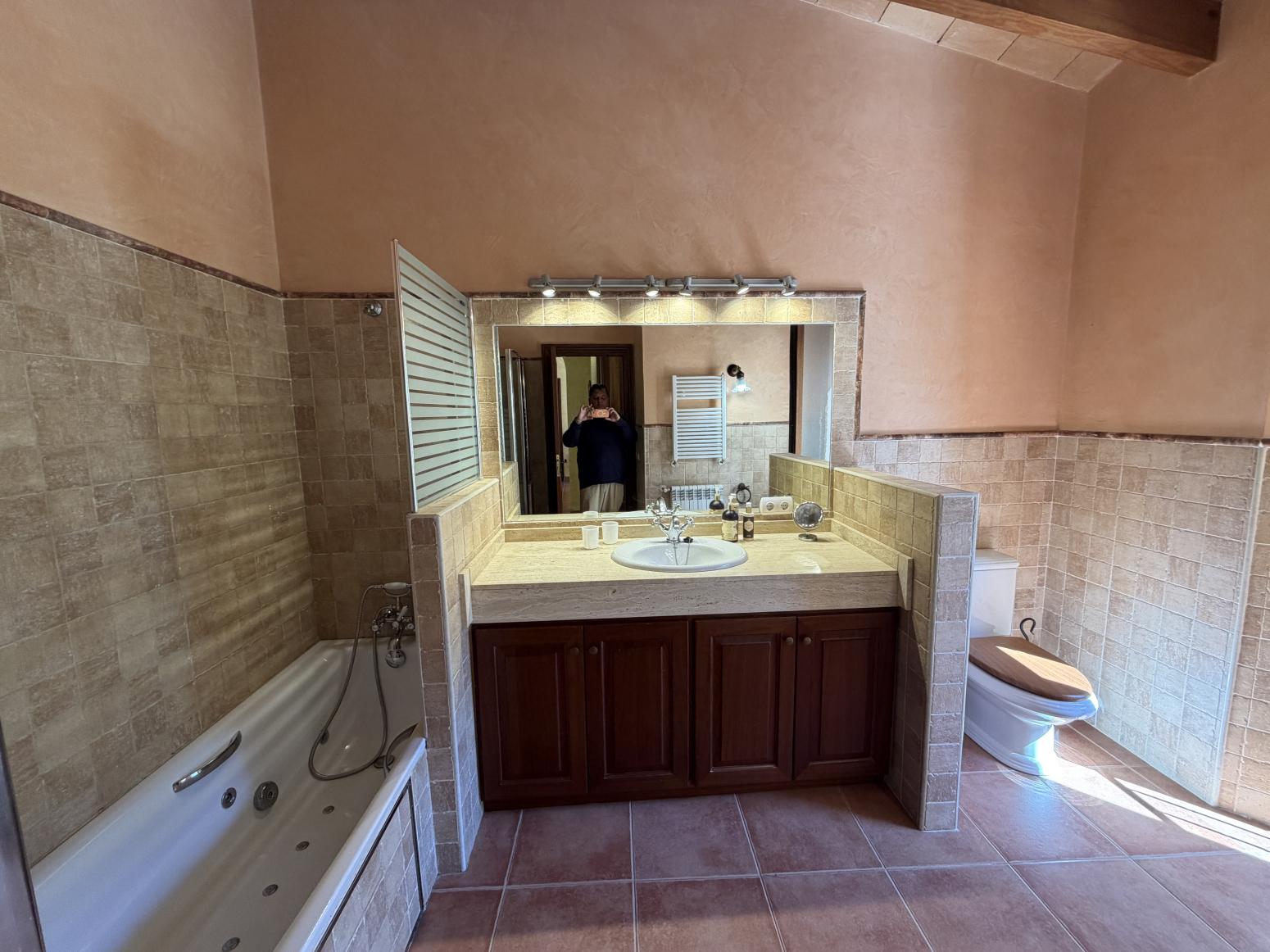 House for Rent in Deyá