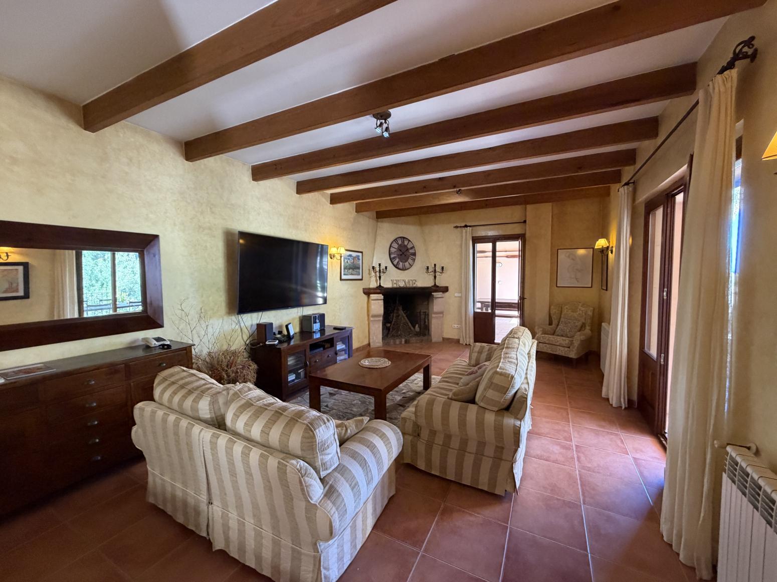 House for Rent in Deyá
