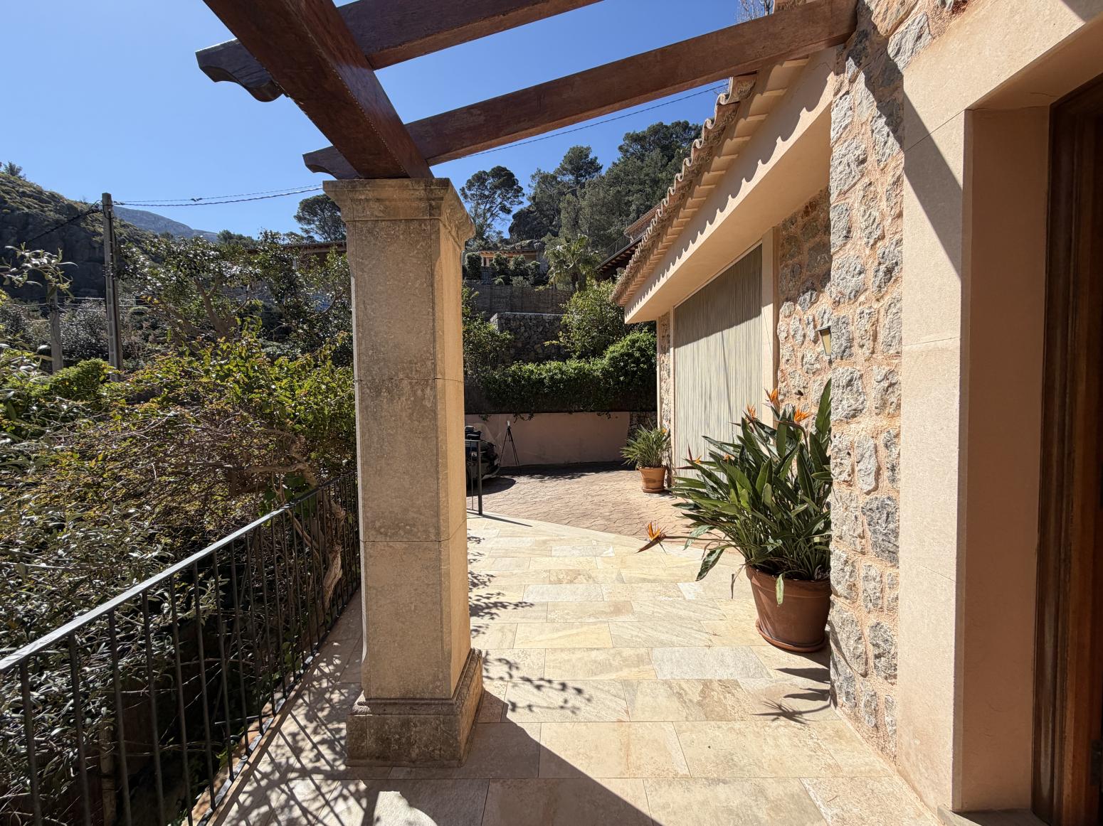 House for Rent in Deyá