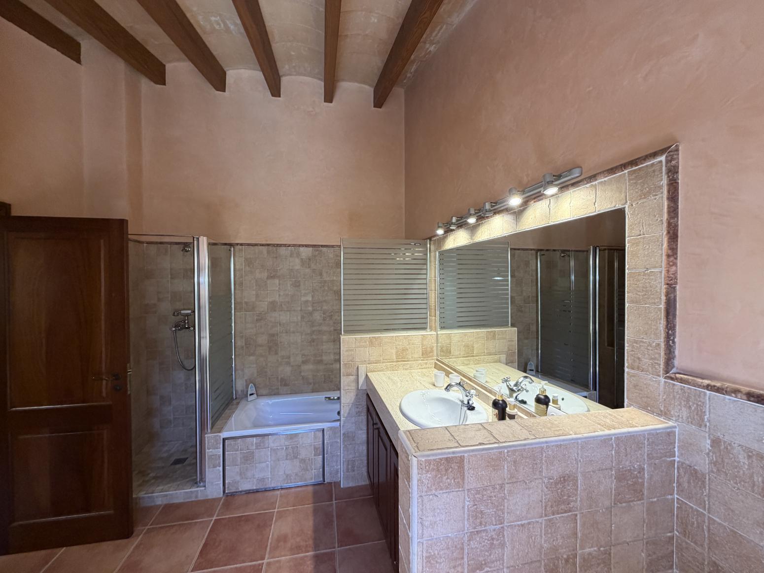 House for Rent in Deyá