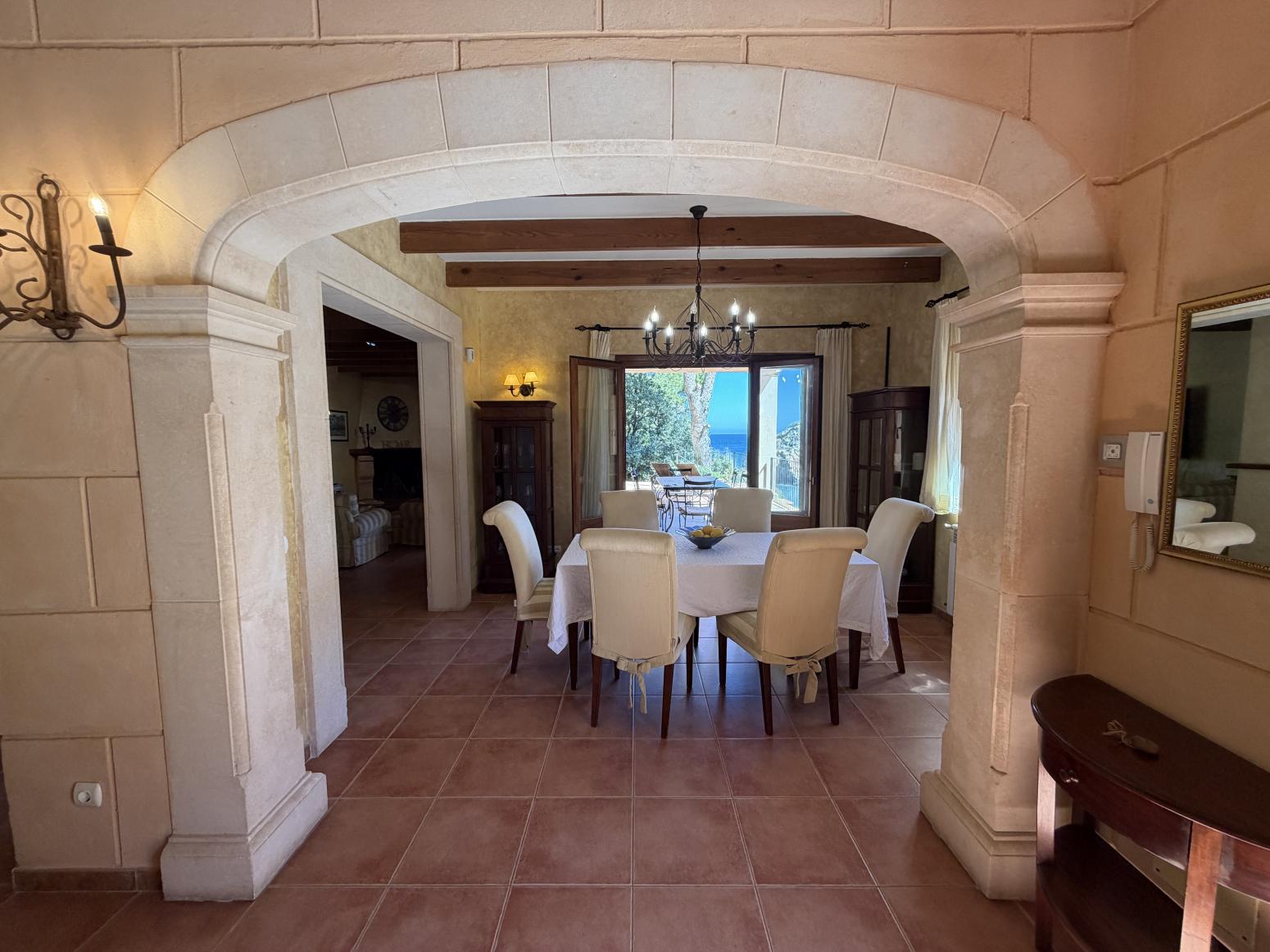 House for Rent in Deyá