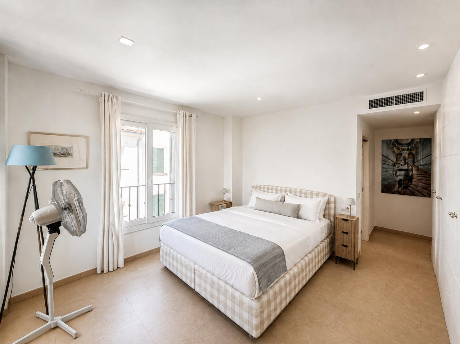 Flat for Sale in Andratx