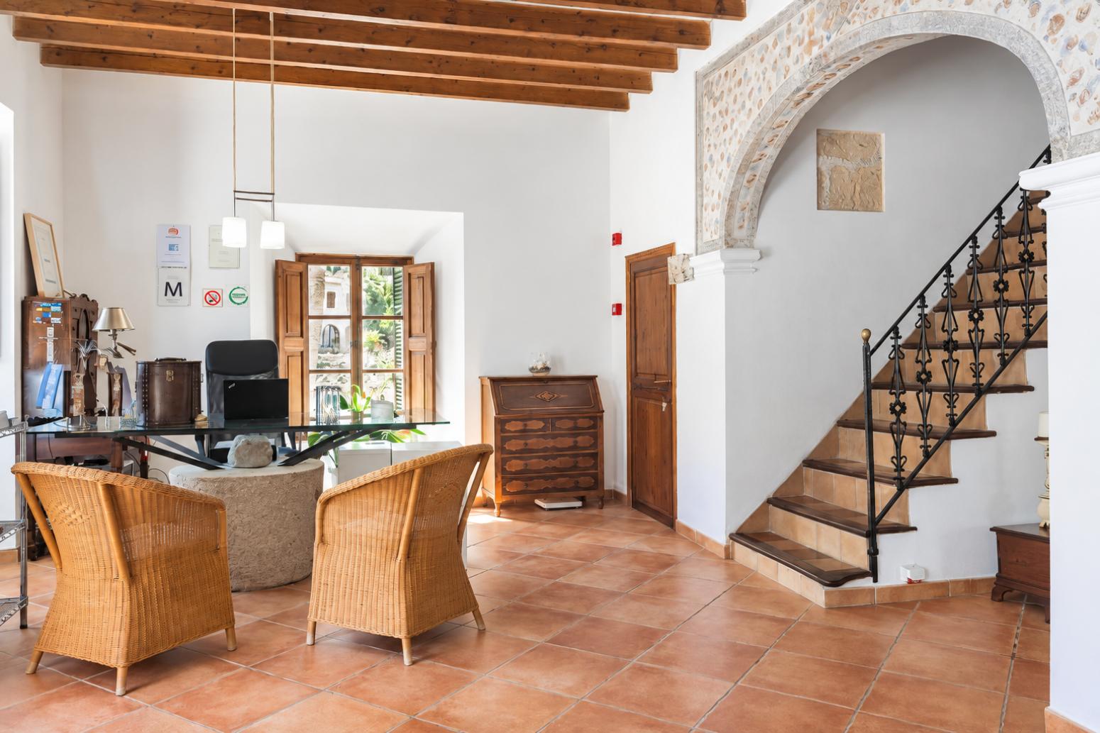 Premise for Sale in Estellencs