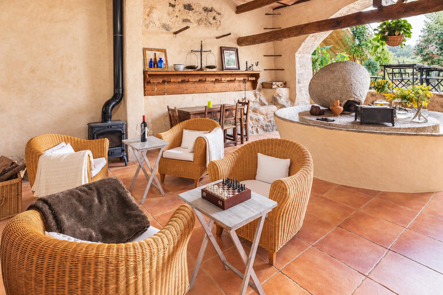 Premise for Sale in Estellencs