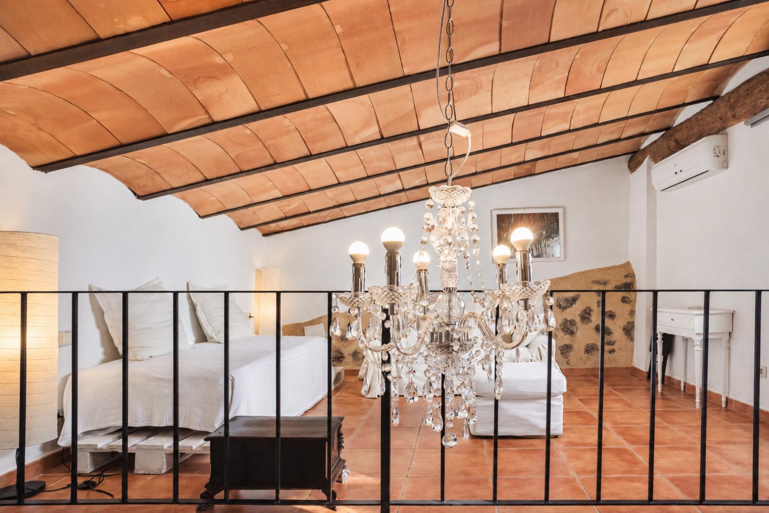 Premise for Sale in Estellencs