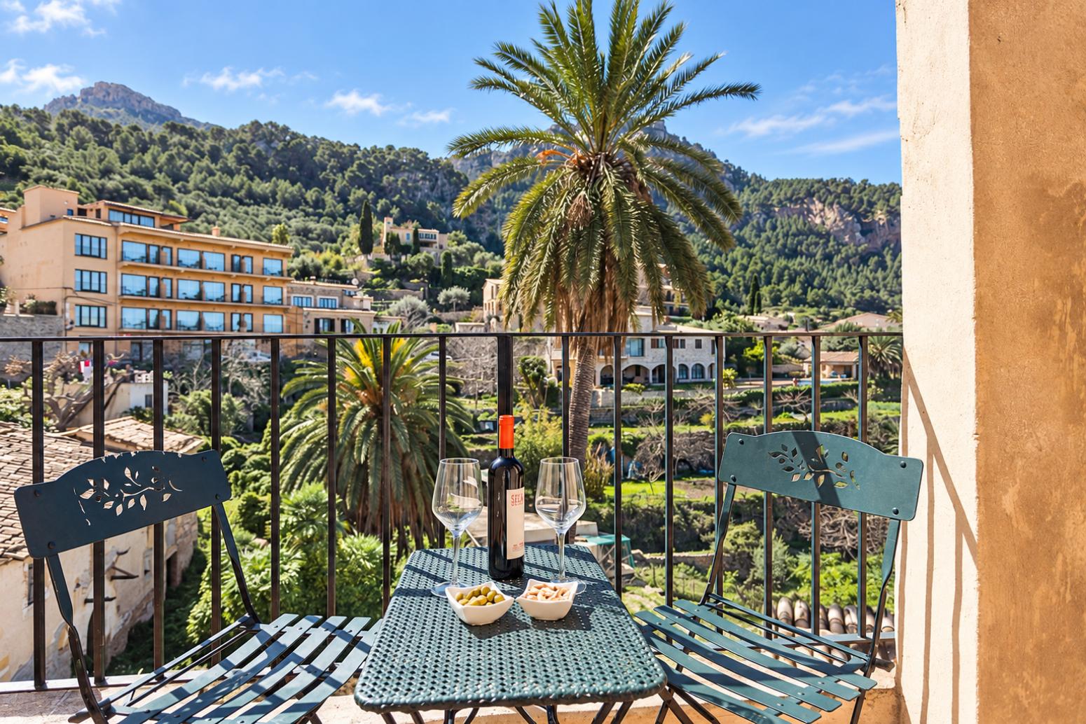 Premise for Sale in Estellencs