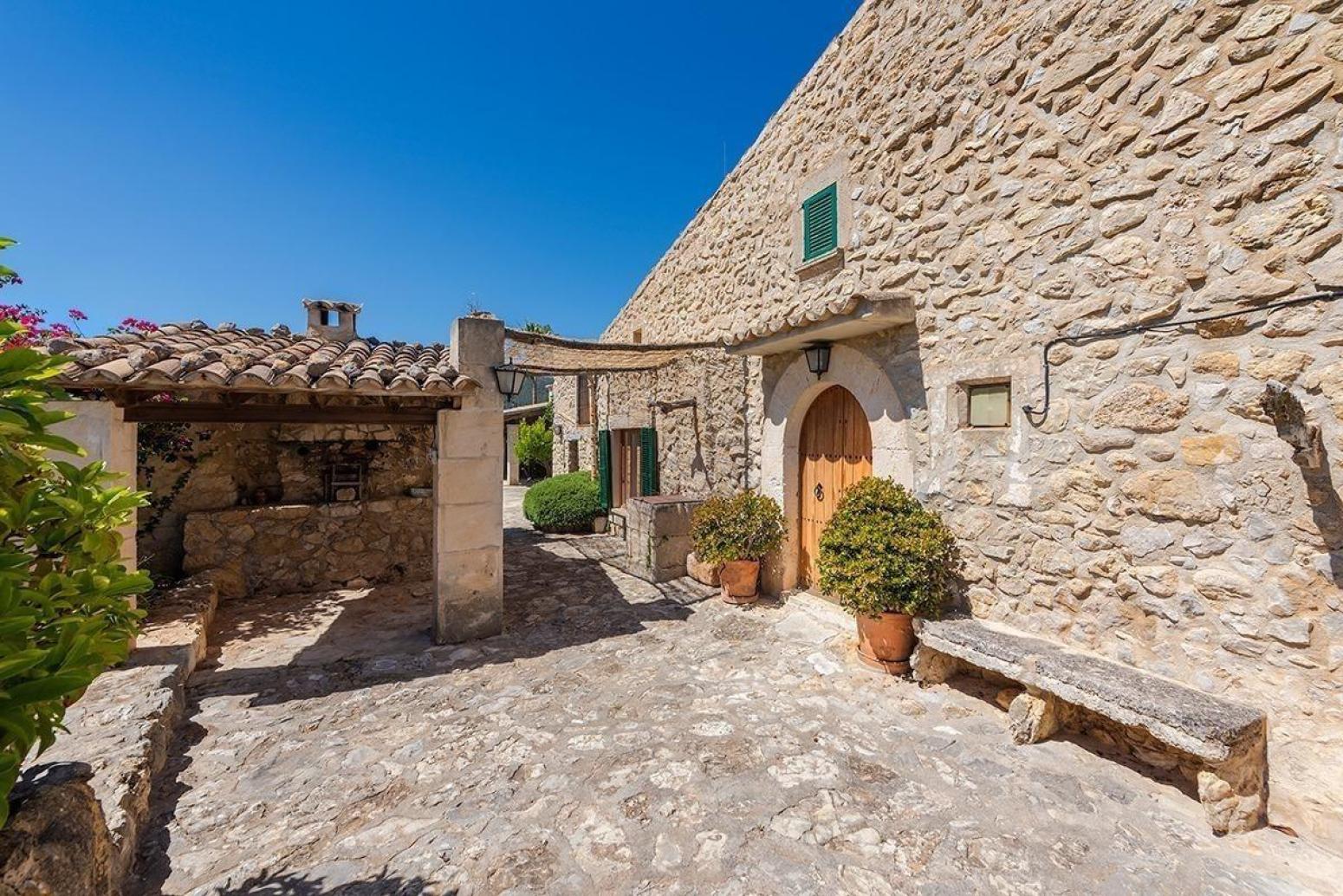 House for Sale in Campanet