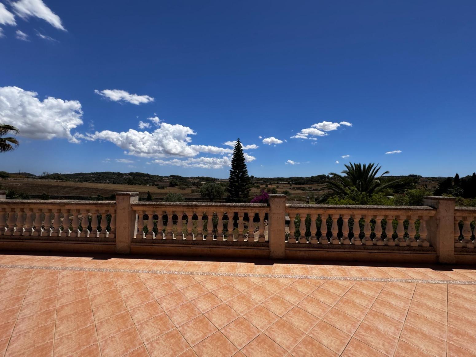 House for Sale in Lloret de Vistalegre
