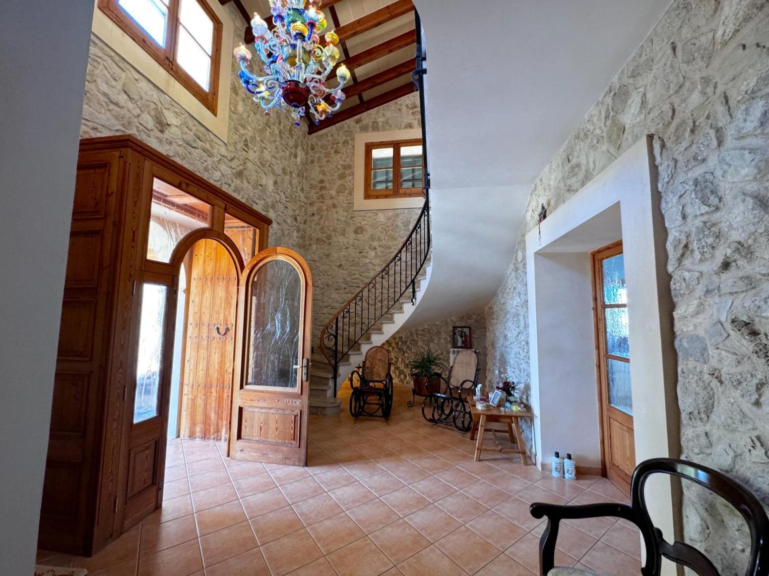House for Sale in Lloret de Vistalegre