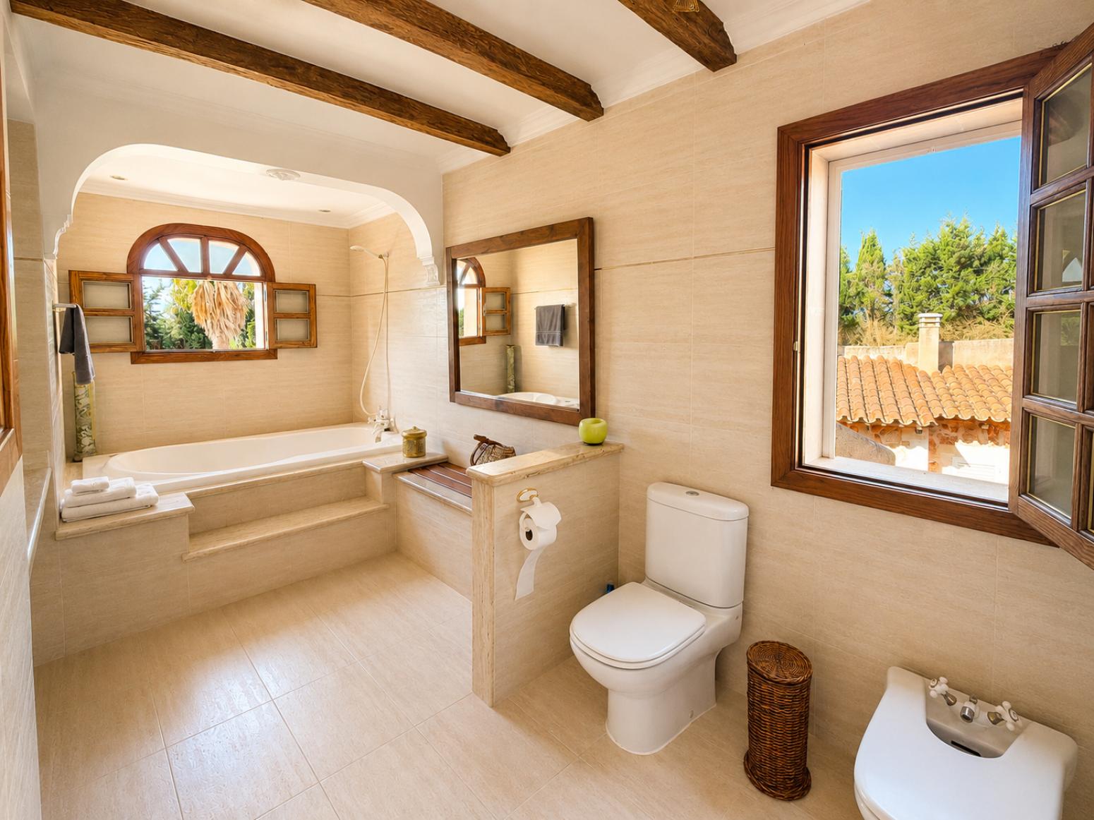 House for Sale in Lloret de Vistalegre
