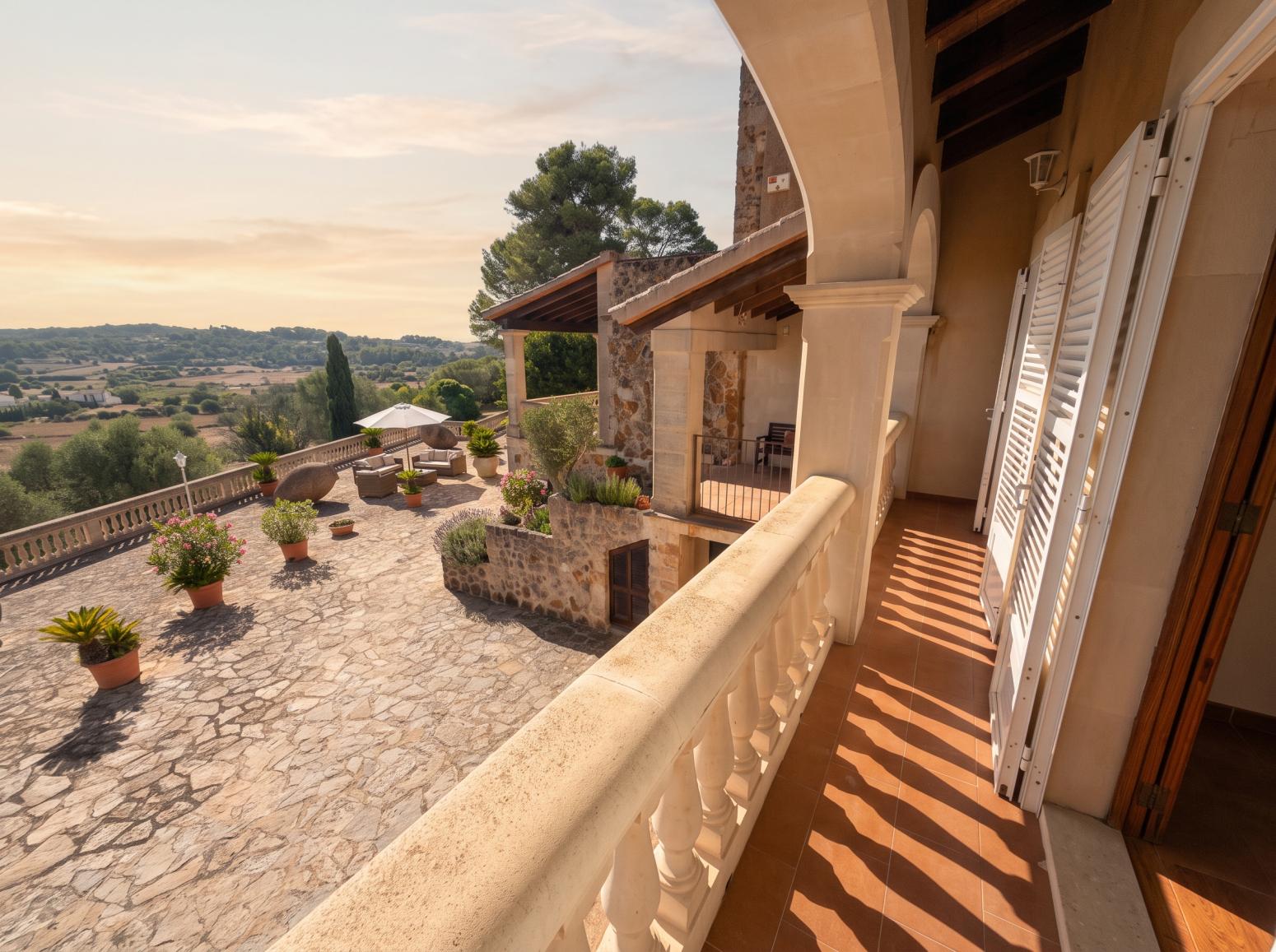 House for Sale in Lloret de Vistalegre