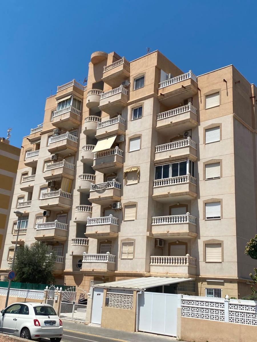 Flat for Sale in Torrevieja