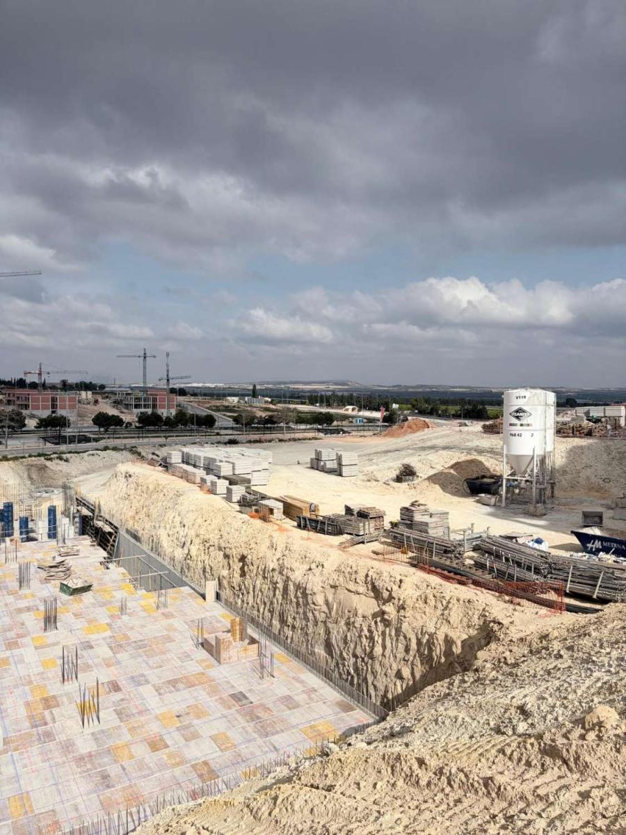 Flat for Sale in San Miguel de Salinas