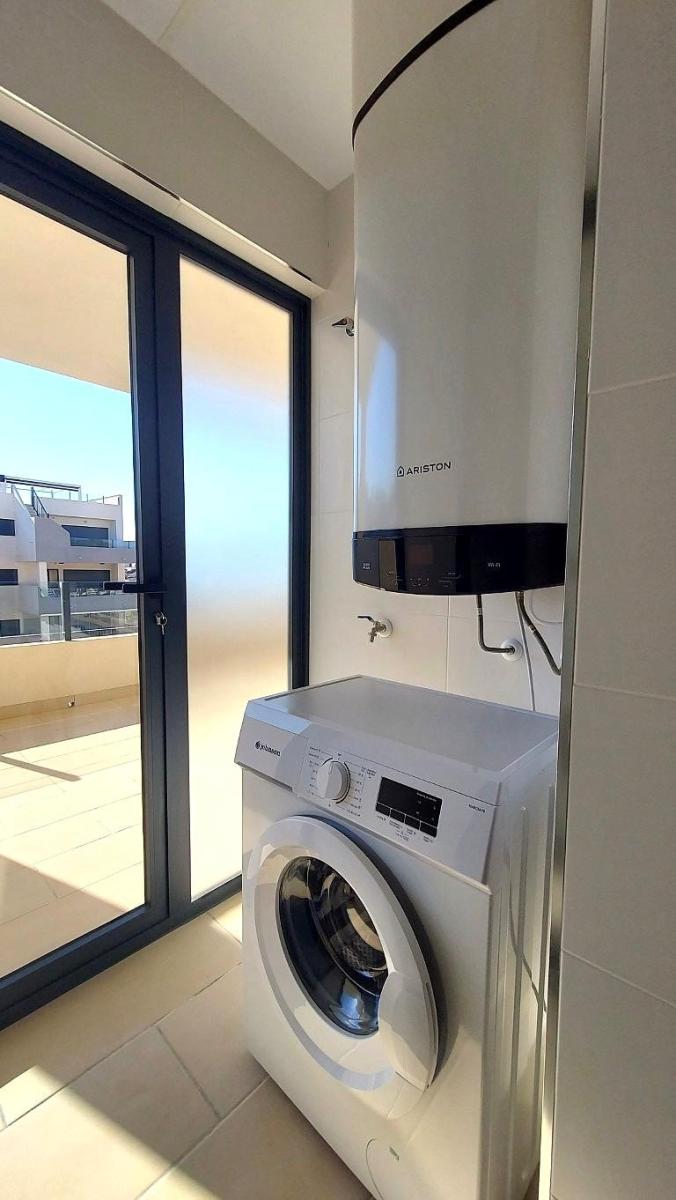 Flat for Sale in San Miguel de Salinas