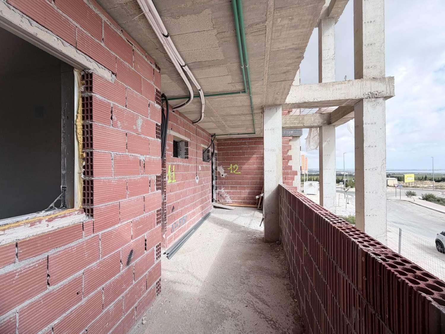 Flat for Sale in San Miguel de Salinas