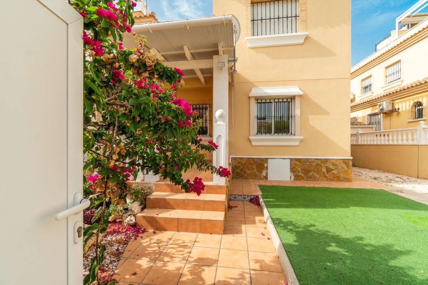 Apartamento en Venta en San Miguel de Salinas