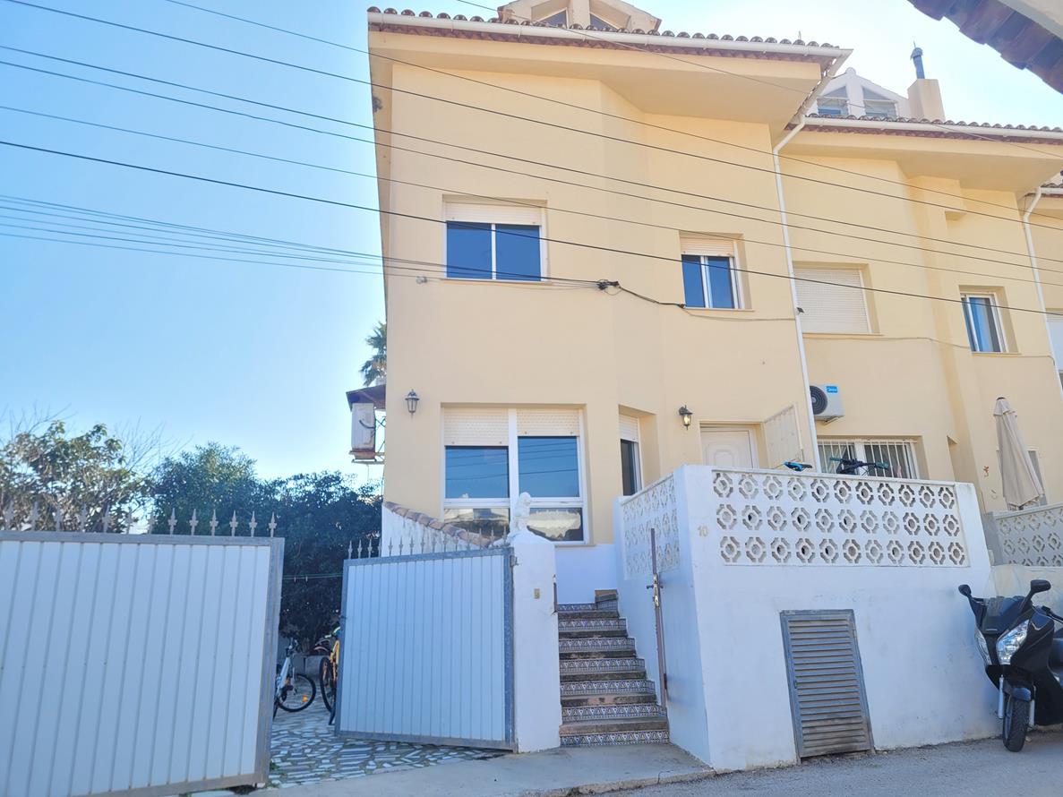 Adosado en Venta en Dénia