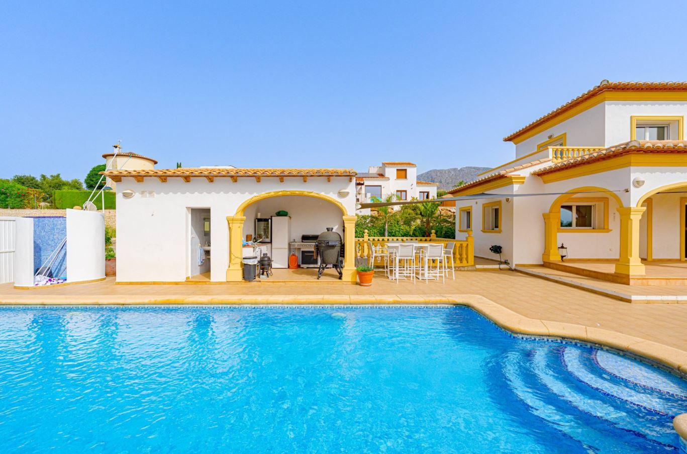 Villa for Sale in Beniarbeig