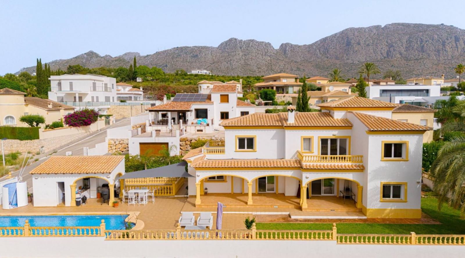 Villa for Sale in Beniarbeig