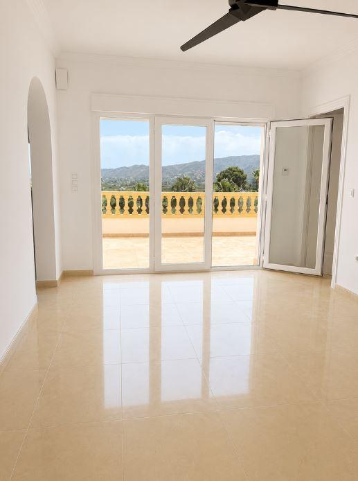 Villa for Sale in Beniarbeig
