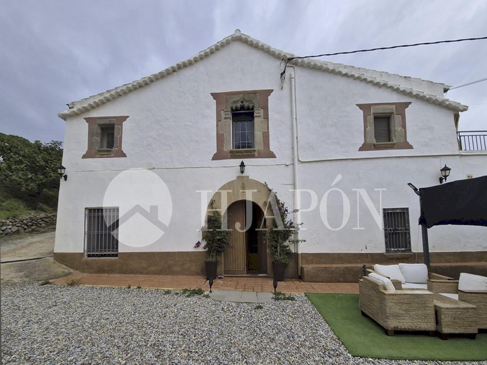 Villa for Sale in Vilassar de Dalt