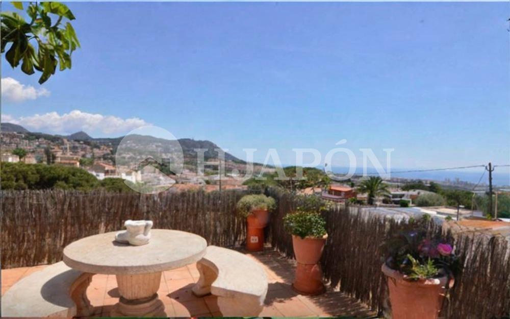 Villa for Sale in Vilassar de Dalt