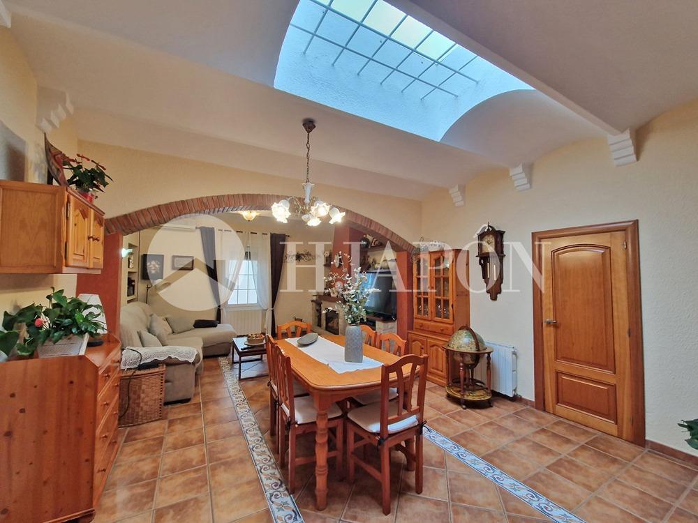 Villa for Sale in Vilassar de Dalt