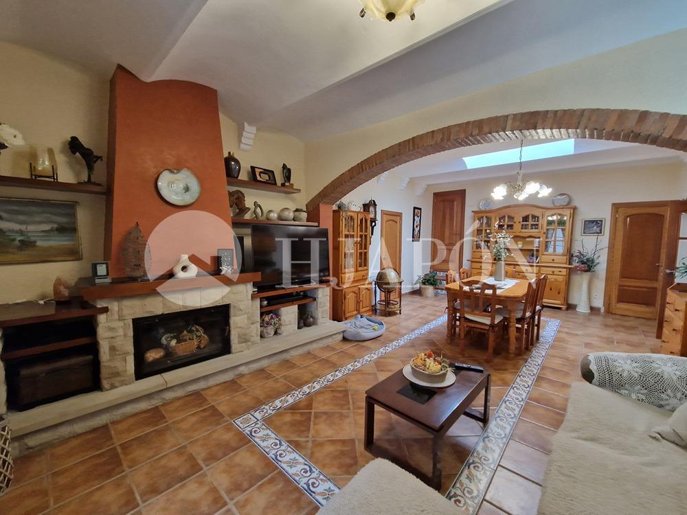 Villa for Sale in Vilassar de Dalt
