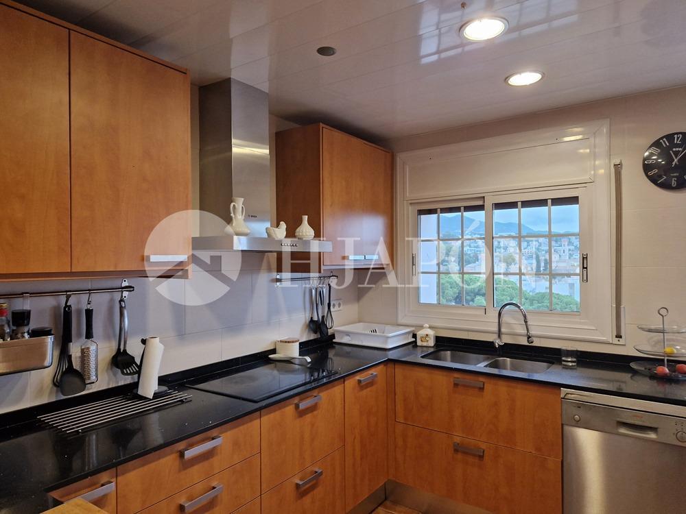 Villa for Sale in Vilassar de Dalt