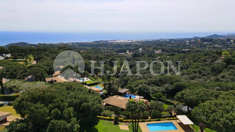 Plot for Sale in Sant Vicenç de Montalt