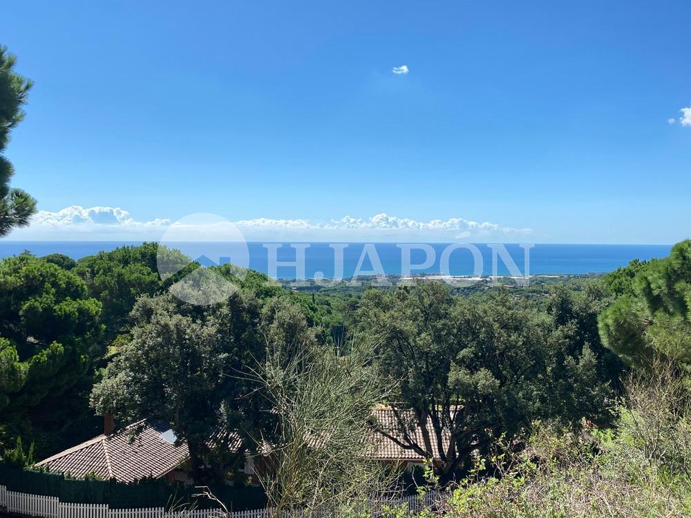 Plot for Sale in Sant Vicenç de Montalt