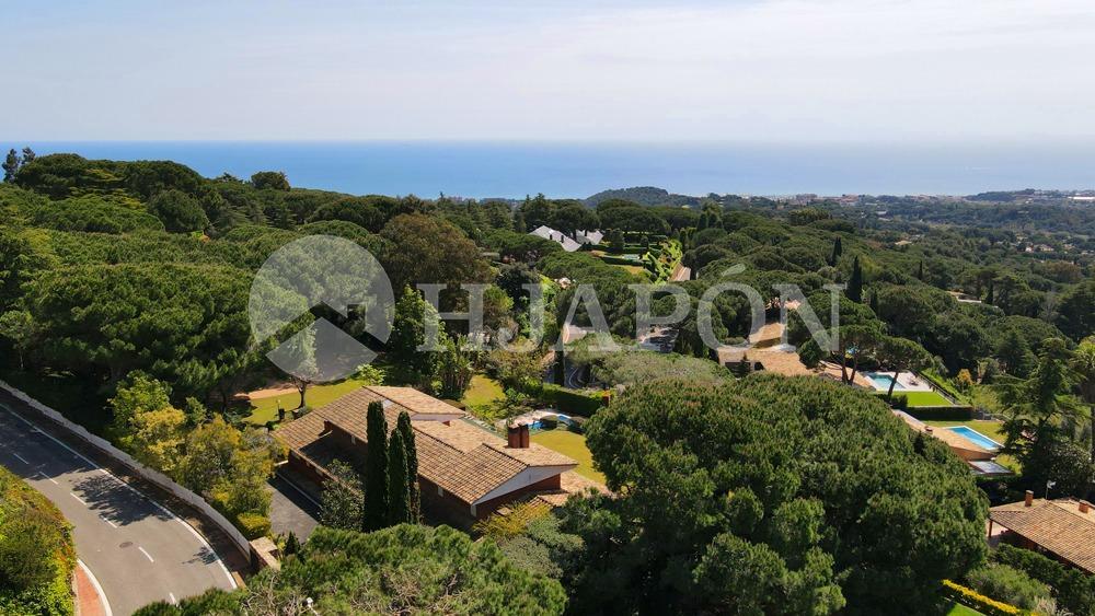 Plot for Sale in Sant Vicenç de Montalt