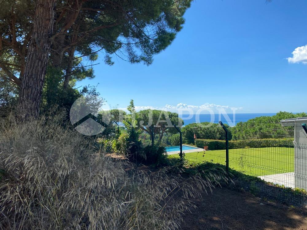 Plot for Sale in Sant Vicenç de Montalt