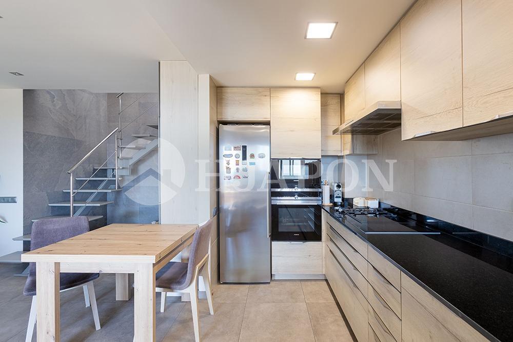 Penthouse for Sale in Montgat