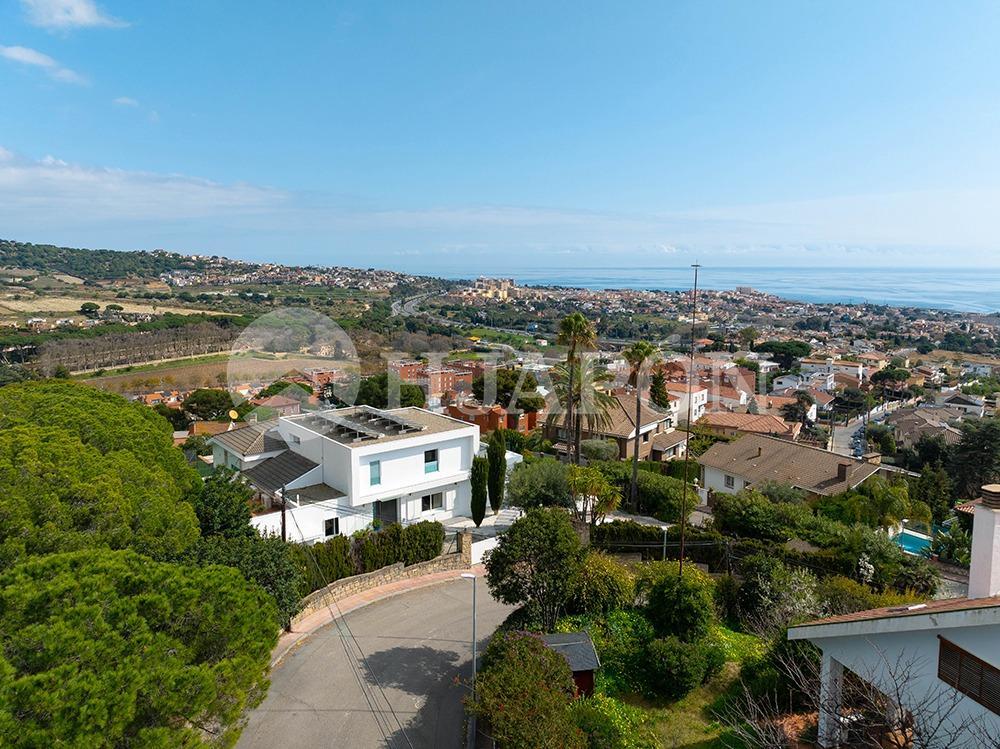House for Sale in Alella