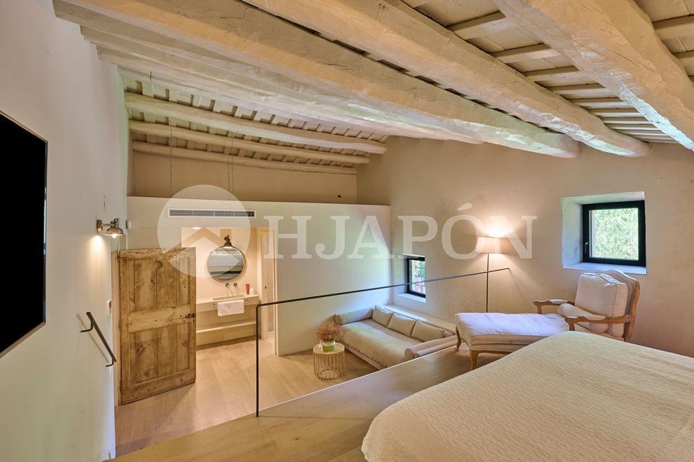 Villa for Sale in Alella