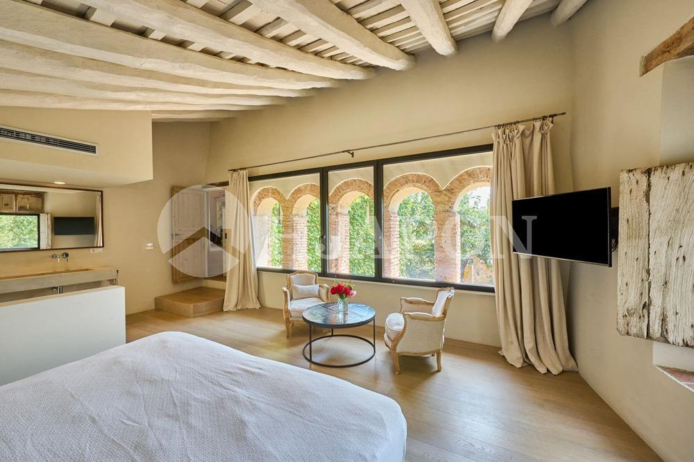 Villa for Sale in Alella