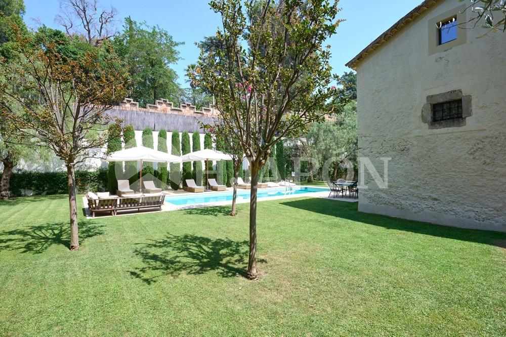 Villa for Sale in Alella