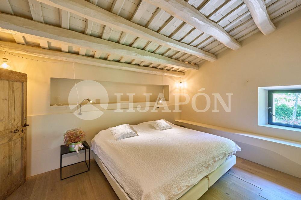 Villa for Sale in Alella
