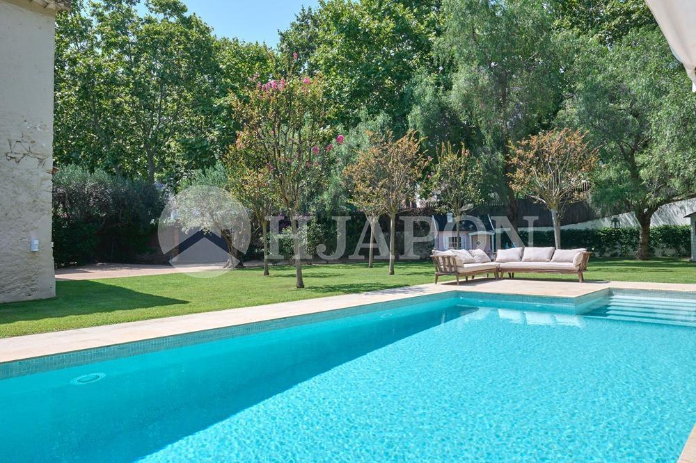 Villa for Sale in Alella