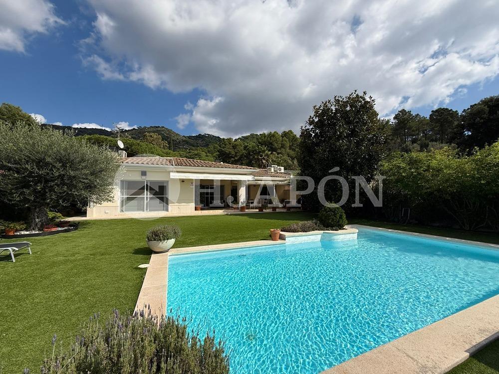 Casa en Venta en Teià