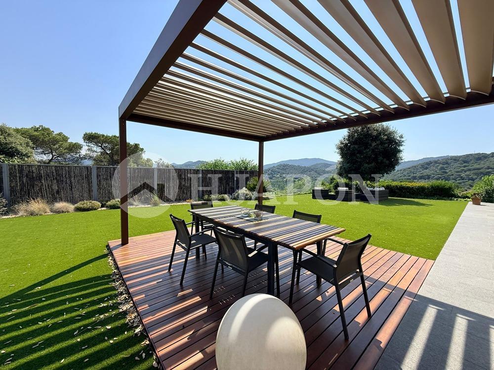 House for Sale in Vallromanes