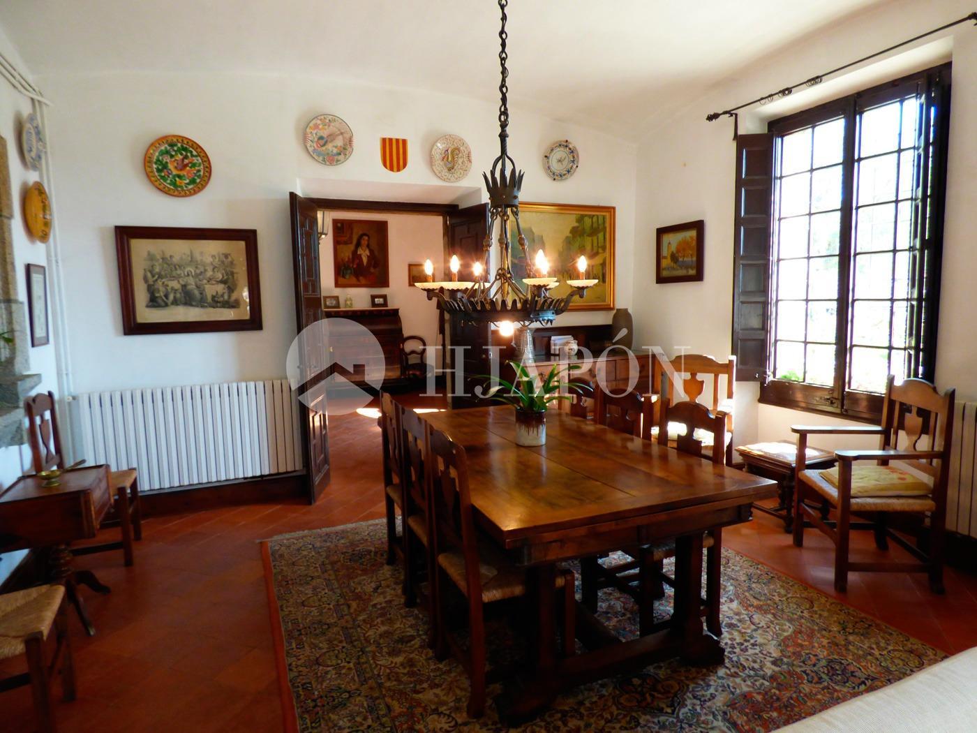 Villa for Sale in Cabrera de Mar