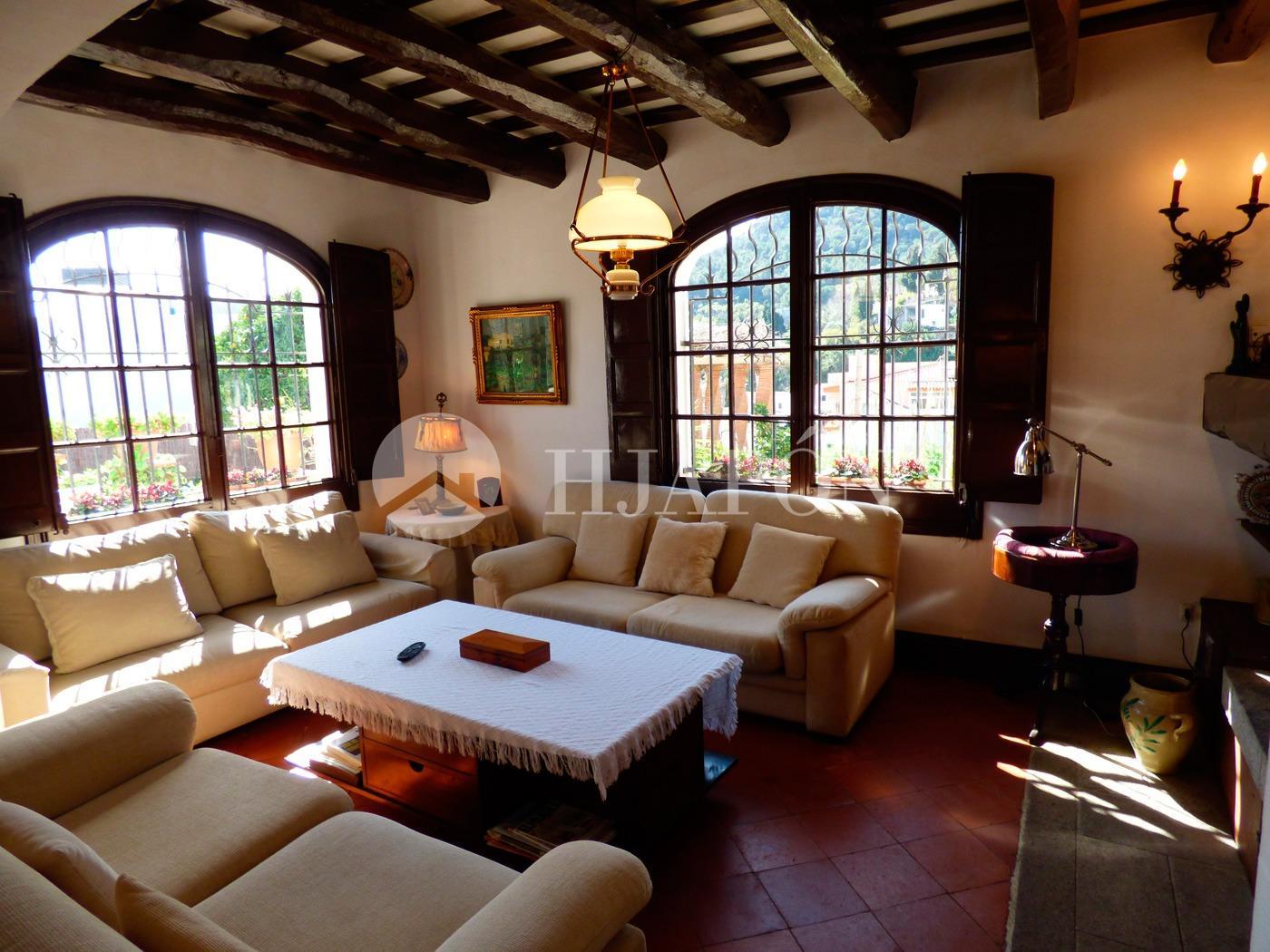 Villa for Sale in Cabrera de Mar