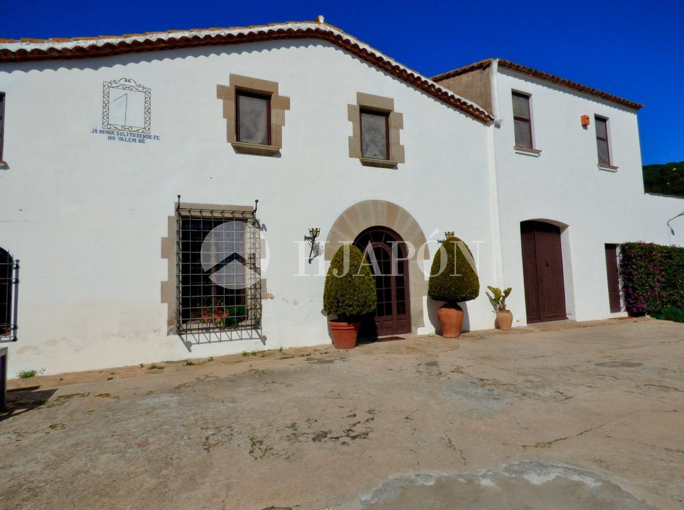 Villa for Sale in Cabrera de Mar