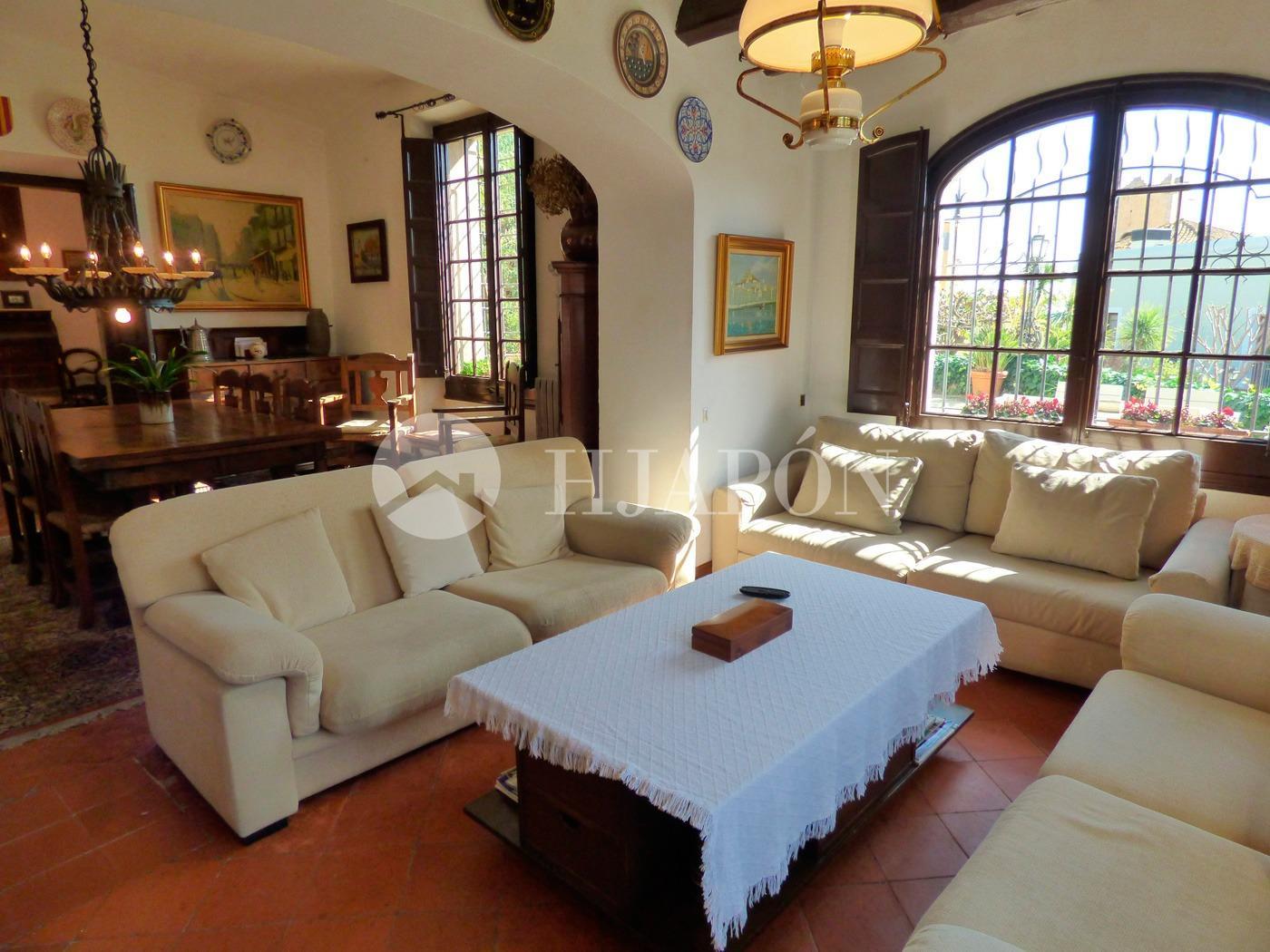 Villa for Sale in Cabrera de Mar